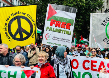 Hundreds of Thousands March for Palestine in London